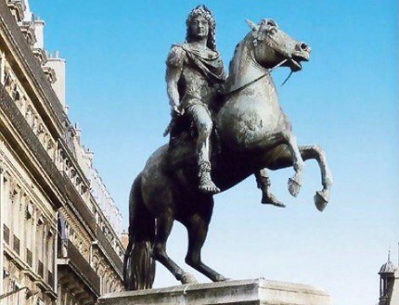 人骑着马的雕像有多讲究？