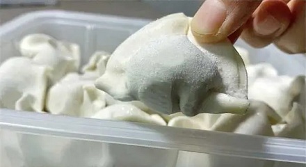 速冻水饺为什么冻不裂?