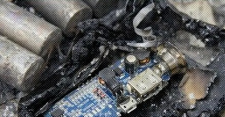 为啥充电宝一上飞机就「易燃易爆炸」?
