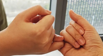 为啥拉了钩要「上吊」？