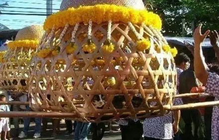 为什么泰国要用多啦 A 梦进行祈雨仪式？